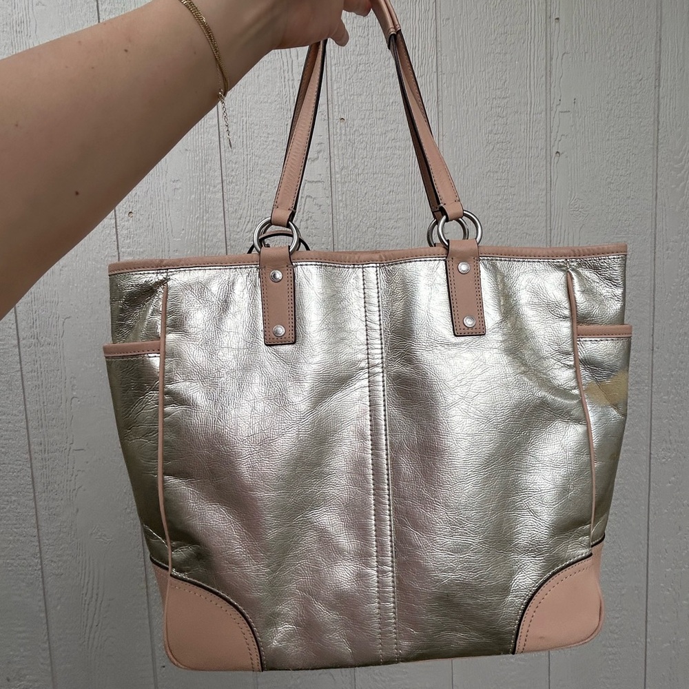 Coach Metallic Gallery Tote with wristlet - Picture 2 of 11